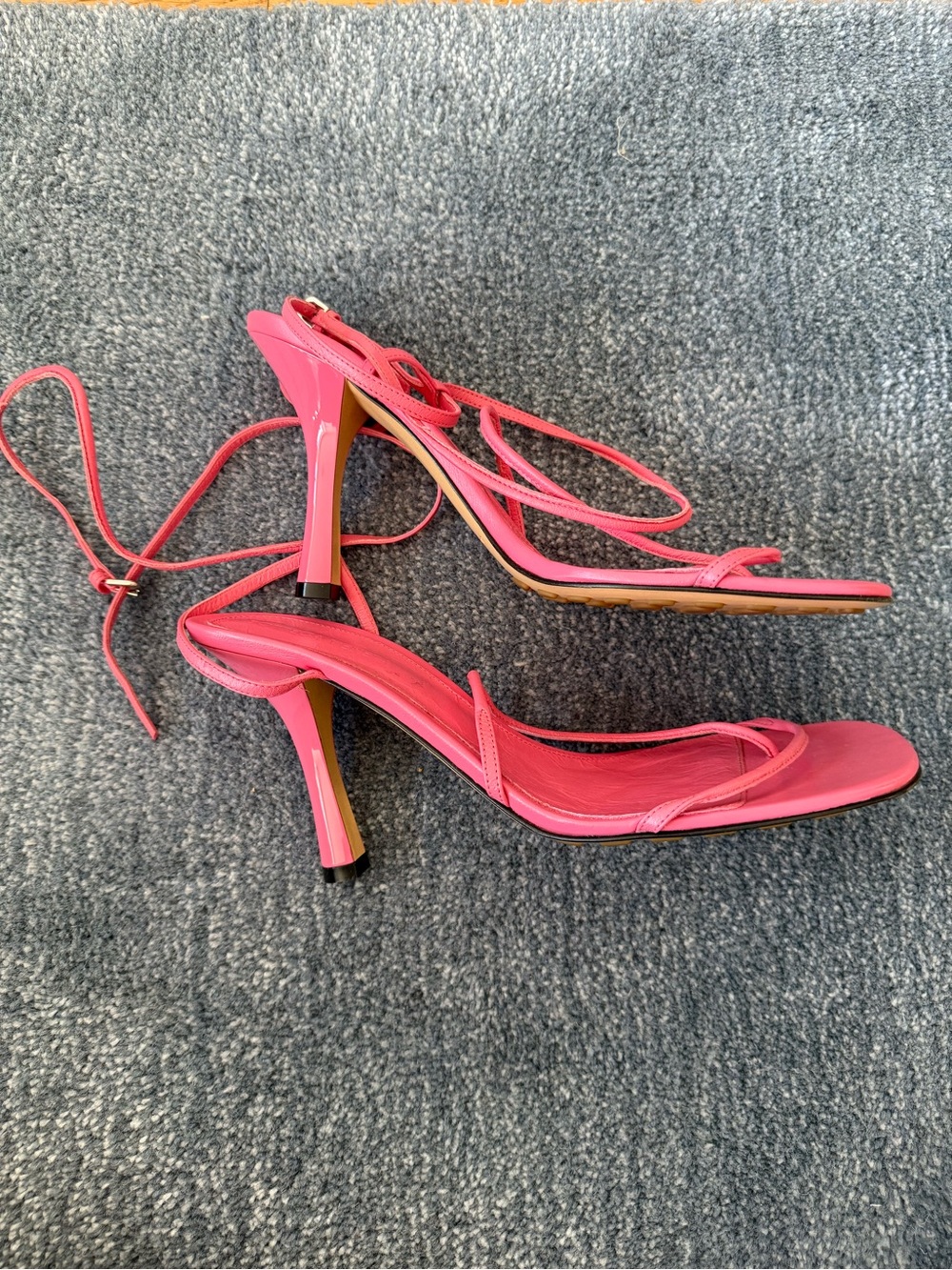 Bottega Veneta Pink Lace-Up Square-Toe Sandals - Picture 2 of 3